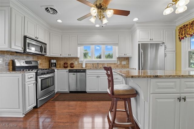 715 Holden Drive, Ashtabula, OH 44004