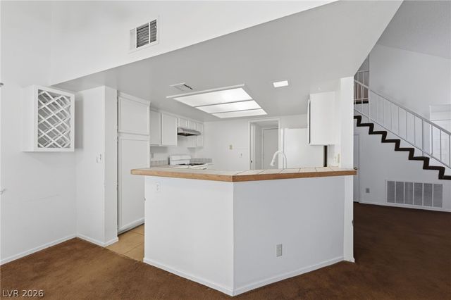 3205 Mariner Bay Street, Las Vegas, NV 89117
