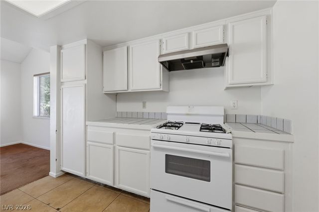 3205 Mariner Bay Street, Las Vegas, NV 89117