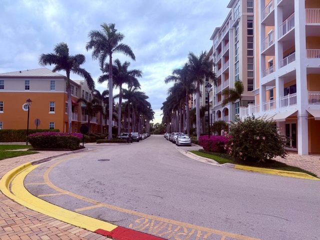 326 Moorings Drive, Lantana, FL 33462