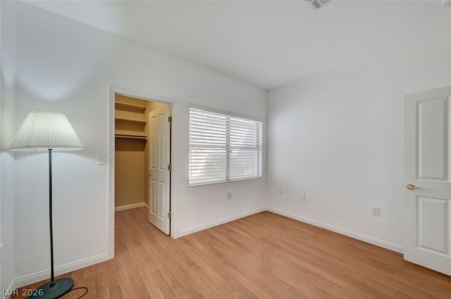 461 Purple Finch Drive, Las Vegas, NV 89107