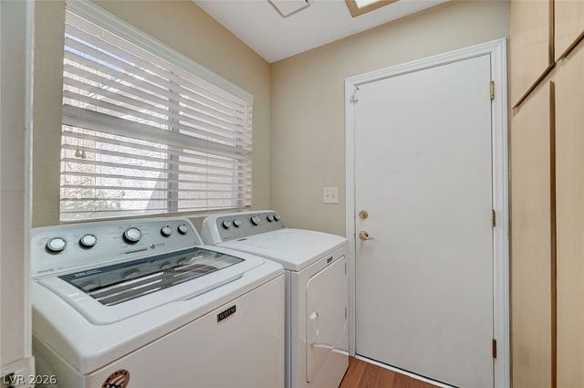 461 Purple Finch Drive, Las Vegas, NV 89107