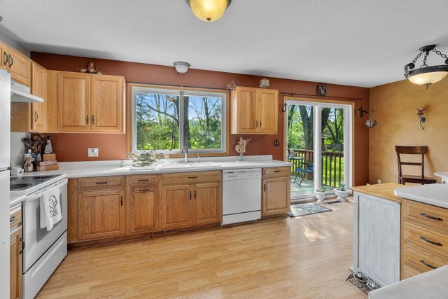 235 Quehl Avenue N, Lakeland, MN 55043