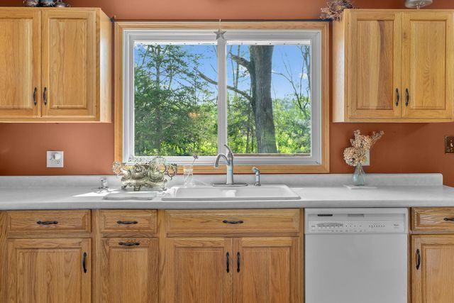 235 Quehl Avenue N, Lakeland, MN 55043