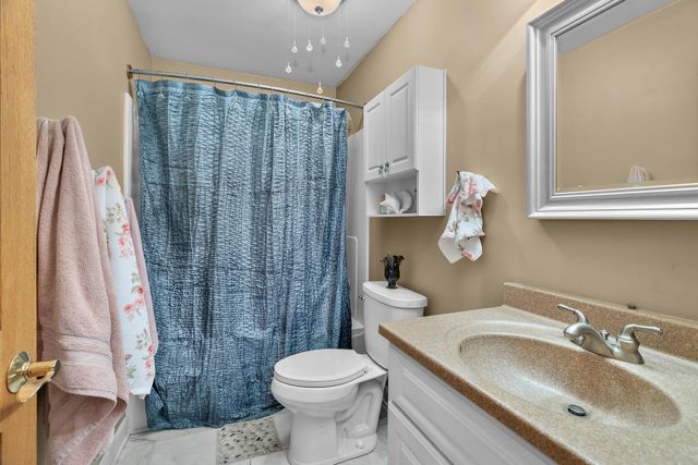 235 Quehl Avenue N, Lakeland, MN 55043