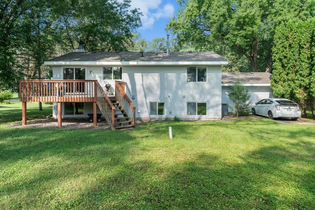 235 Quehl Avenue N, Lakeland, MN 55043