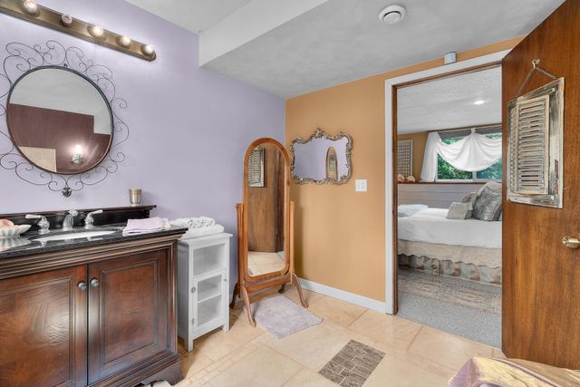 235 Quehl Avenue N, Lakeland, MN 55043