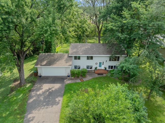 235 Quehl Avenue N, Lakeland, MN 55043