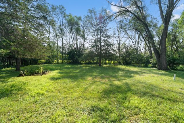 235 Quehl Avenue N, Lakeland, MN 55043