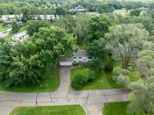 235 Quehl Avenue N, Lakeland, MN 55043