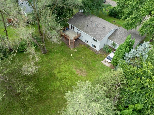 235 Quehl Avenue N, Lakeland, MN 55043