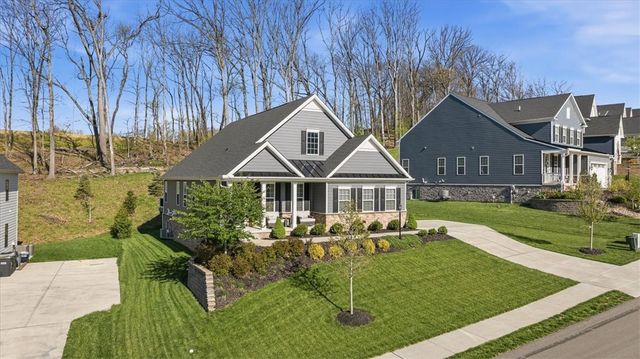 102 Curtis Dr, Pine Twp, PA 15090