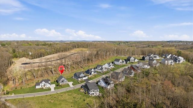 102 Curtis Dr, Pine Twp, PA 15090