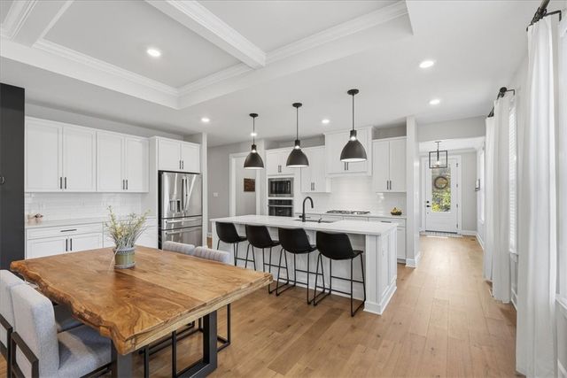 102 Curtis Dr, Pine Twp, PA 15090