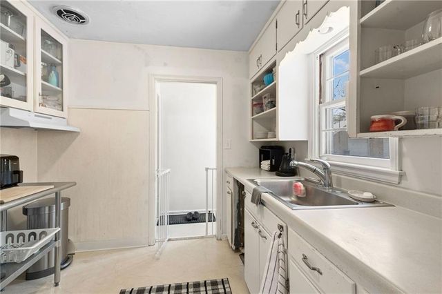 1709 Learnard Avenue, Lawrence, KS 66044