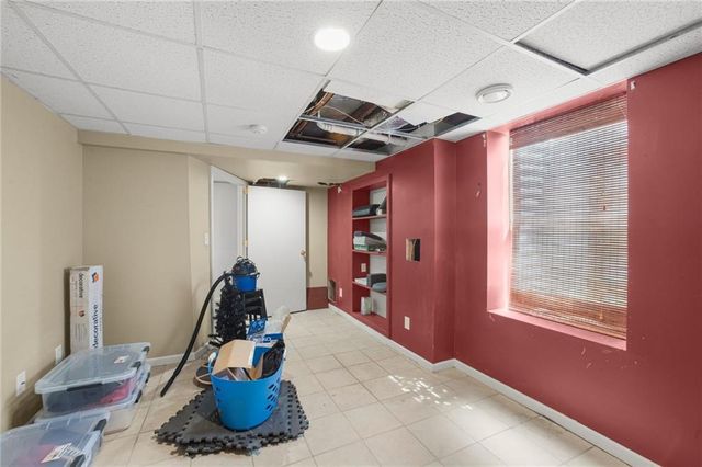 1709 Learnard Avenue, Lawrence, KS 66044