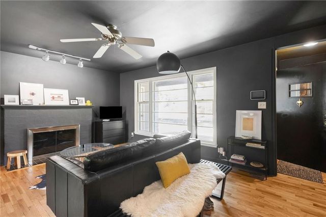1709 Learnard Avenue, Lawrence, KS 66044