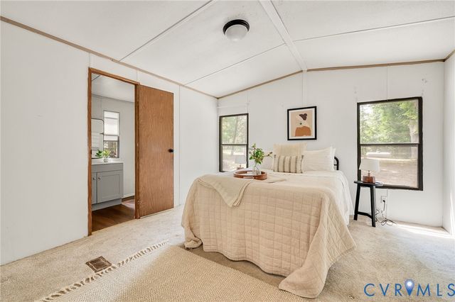 3877 Maidens Rd, Powhatan, VA 23139