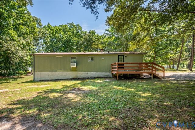 3877 Maidens Rd, Powhatan, VA 23139