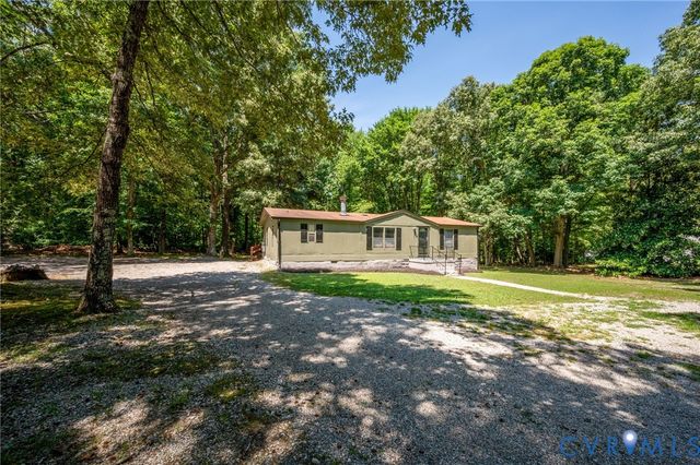 3877 Maidens Rd, Powhatan, VA 23139