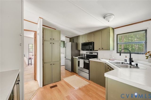 3877 Maidens Rd, Powhatan, VA 23139