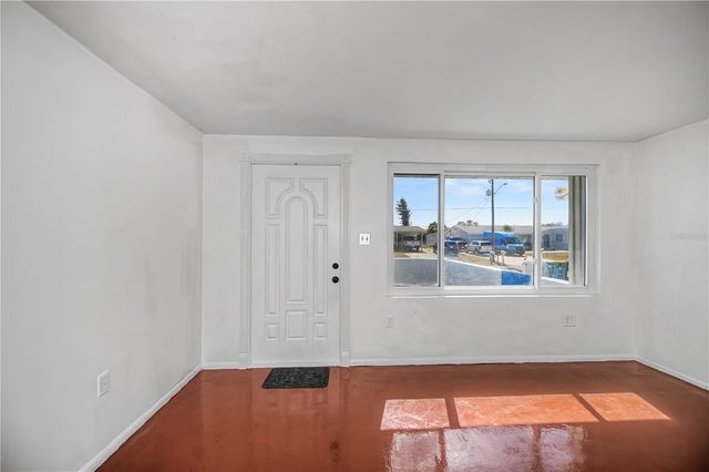 130 ADAMS COURT NW, Port Charlotte, FL 33952