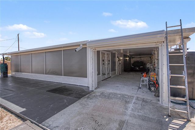 130 ADAMS COURT NW, Port Charlotte, FL 33952