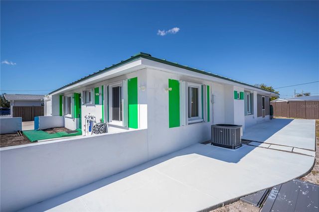 130 ADAMS COURT NW, Port Charlotte, FL 33952