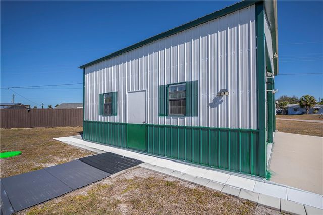 130 ADAMS COURT NW, Port Charlotte, FL 33952