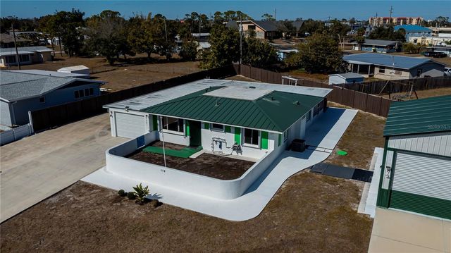 130 ADAMS COURT NW, Port Charlotte, FL 33952