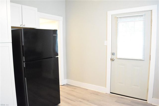 647 Mt Vernon AVE B, Portsmouth, VA 23707