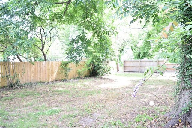 647 Mt Vernon AVE B, Portsmouth, VA 23707