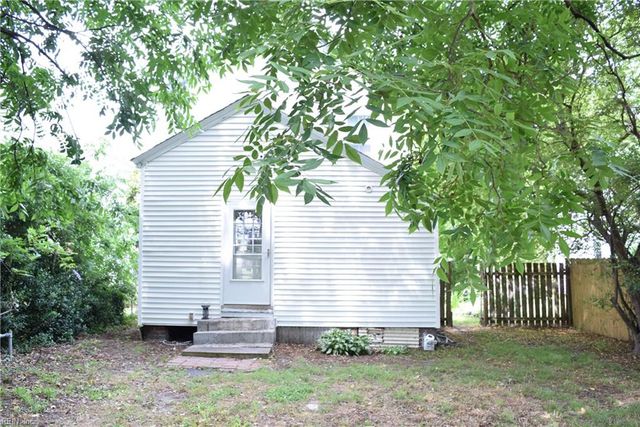 647 Mt Vernon AVE B, Portsmouth, VA 23707