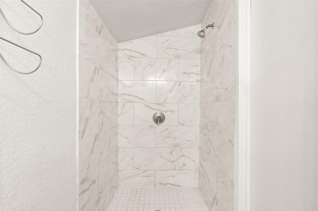 2226 Rainbow Drive, Houston, TX 77023