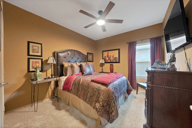 7064 Seton Hall Drive, Fort Worth, TX 76120