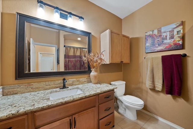 7064 Seton Hall Drive, Fort Worth, TX 76120