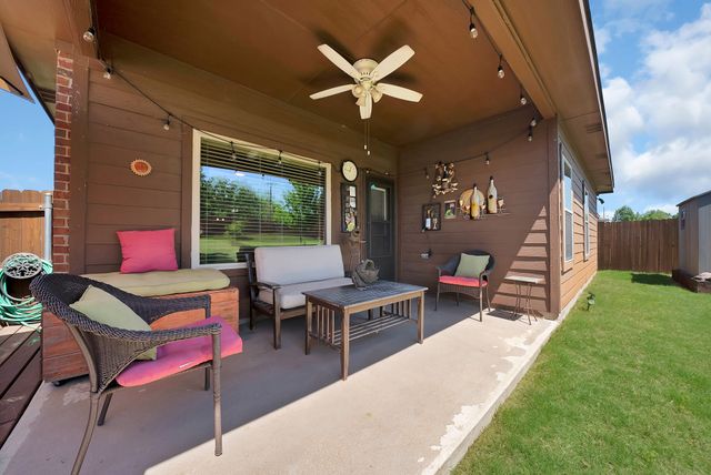 7064 Seton Hall Drive, Fort Worth, TX 76120