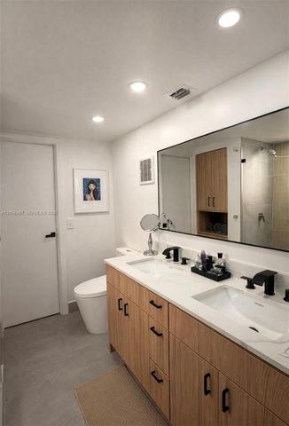 3607 SW 17th St 3607, Miami, FL 33145