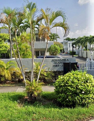 3607 SW 17th St 3607, Miami, FL 33145