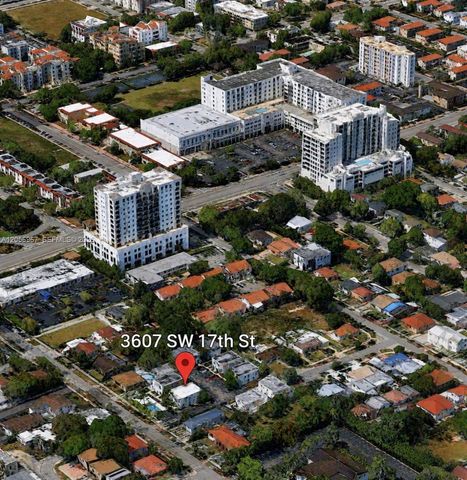 3607 SW 17th St 3607, Miami, FL 33145