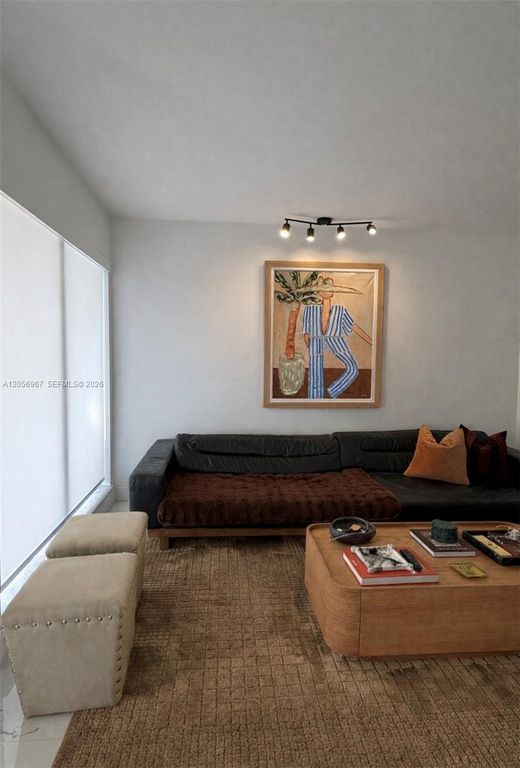 Image 2 of property listing at 3607 SW 17th St 3607, Miami, FL 33145