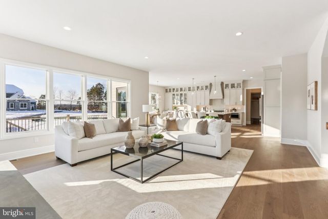 100 COOKE WAY, Harleysville, PA 19438