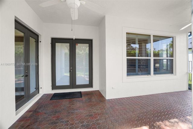 10620 NW 56th Ct, Coral Springs, FL 33076