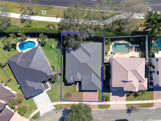 10620 NW 56th Ct, Coral Springs, FL 33076