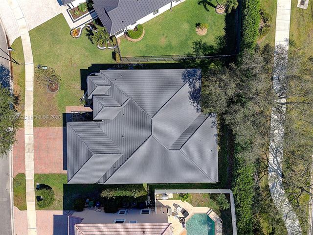 10620 NW 56th Ct, Coral Springs, FL 33076
