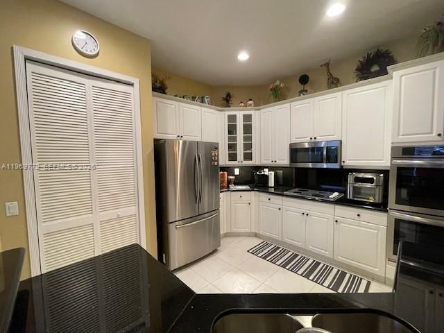 10620 NW 56th Ct, Coral Springs, FL 33076