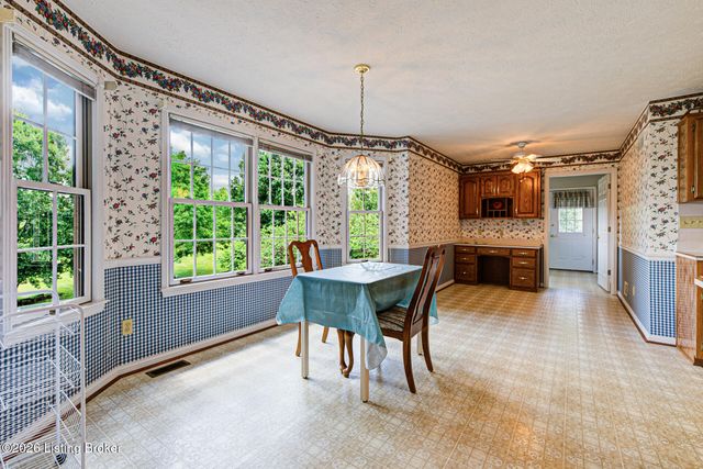 659 Rolling Trail, Taylorsville, KY 40071