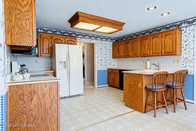 659 Rolling Trail, Taylorsville, KY 40071