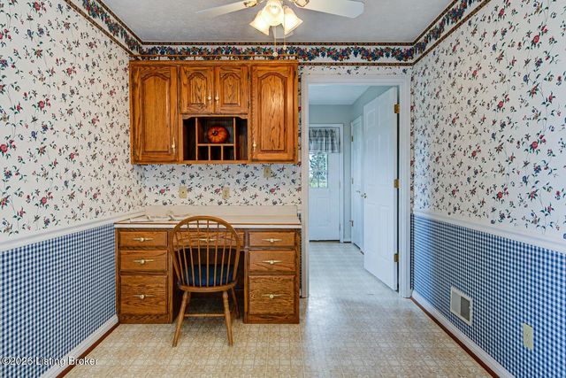 659 Rolling Trail, Taylorsville, KY 40071