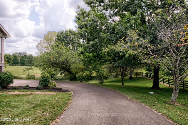 659 Rolling Trail, Taylorsville, KY 40071